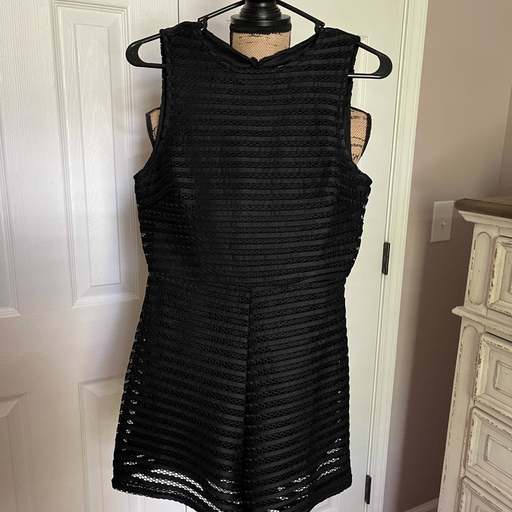 She + Sky Black Dressy Shorts Romper Size Small